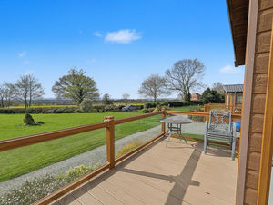 Photo 17- click for photo gallery